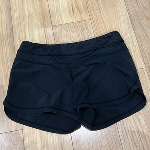 Black Lululemon shorts